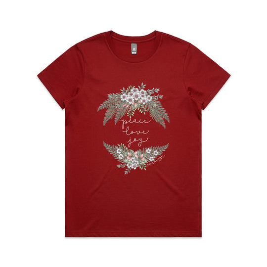 A Kiwi Wreath tee - Christmas t shirts collection 2023